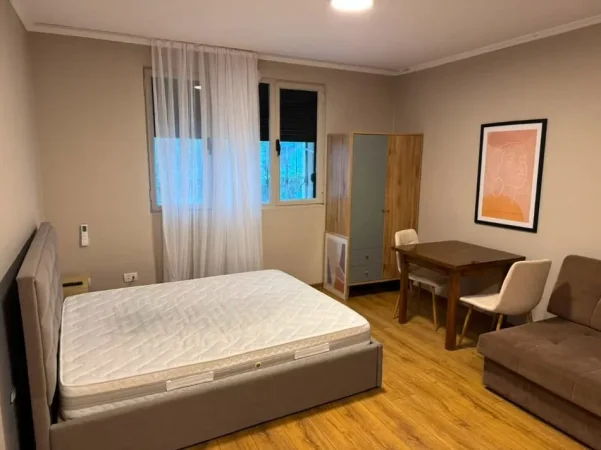 Tirane, jepet me qera garsonier 1+1 Kati 0, 35 m² 400 € (STADIUMI DINAMO)