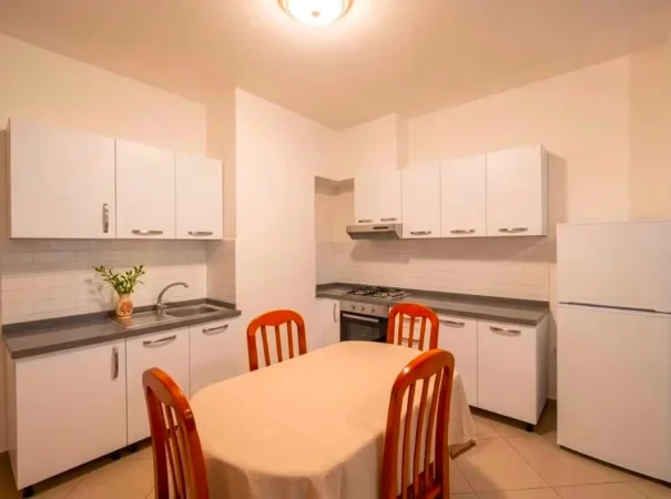Tirane, shitet apartament 1+1 , 76 m² (Astir)