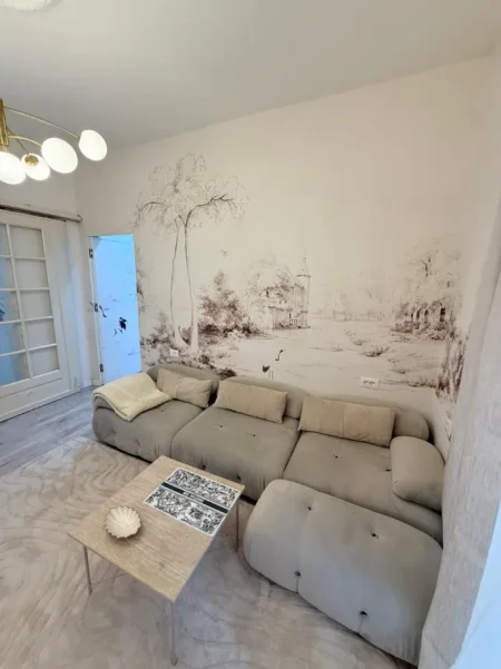 Tirane, shitet apartament 2+1 , 70 m² 235.000 € (bllok)