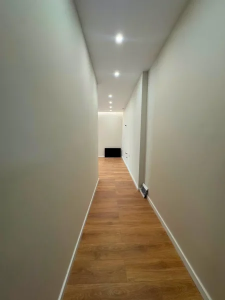 Tirane, shitet apartament 1+1 , 47 m² (Komuna e Parisit)