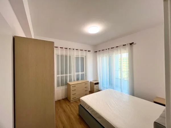 Tirane, jepet me qera apartament 1+1 Kati 4, 450 € (Ali Dem, Rezidenca Kadiu)