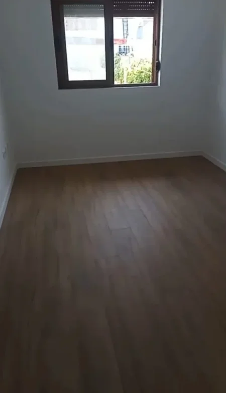 Tirane, jepet me qera apartament 3+1 Kati 2, 120 m² 400 € (Kamëz Municipality)