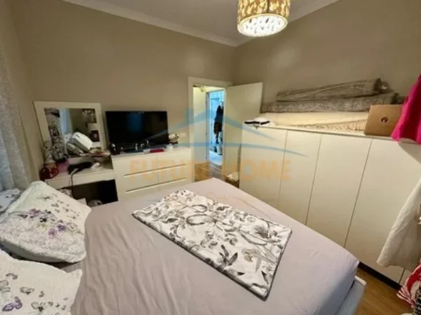 Tirane, shitet apartament 3+1 Kati 3, 123 m² 279.000 € (iqeni i Thatë)