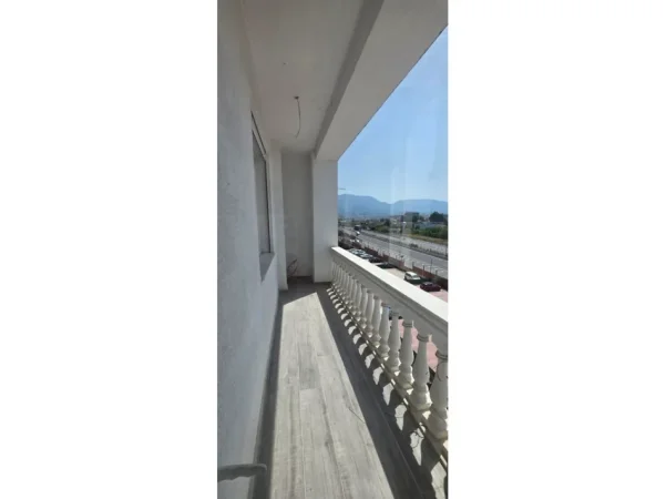 Tirane, shitet apartament 1+1 Kati 3, 71 m² 99.932 € (paskuqan)