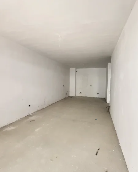 Tirane, shitet apartament 2+1+Ballkon Kati 2, 103 m² 115.159 € (Paskuqan)