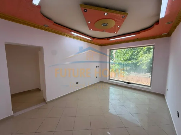 Tirane, shitet apartament 2+1 Kati 1, 69 m² 220.000 € (RRUGA E DURRESIT)