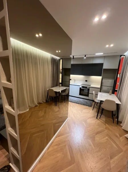 Tirane, jepet me qera apartament 1+1 Kati 1, 72 m² 650 € (Rezidenca Kodra e Diellit 1)