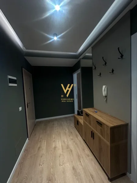 Tirane, shitet apartament 3+1+Ballkon Kati 2, 110 m² 202.000 € (MARKATA E PESHKUT)