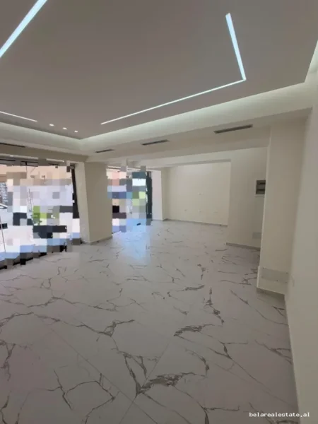 Tirane, jepet me qera dyqan Kati 0, 38 m² 700 € (Rruga Spiro Cipi)