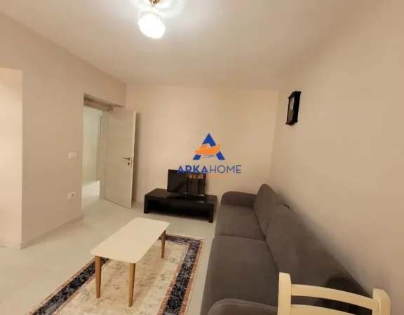Tirane, jepet me qera apartament 2+1 Kati 2, 74 m² 650 € 