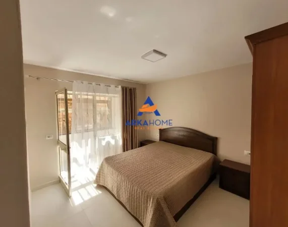 Tirane, jepet me qera apartament 2+1 Kati 2, 74 m² 650 € 