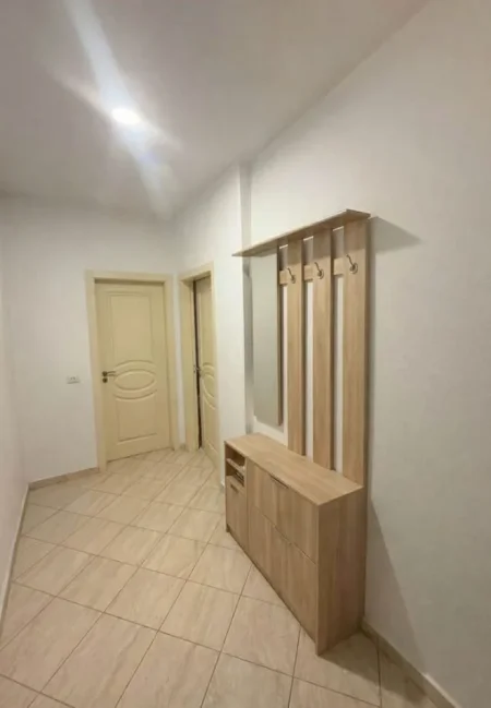 Tirane, shitet apartament 1+1+Ballkon Kati 6, 69 m² 83.000 € (mezez)