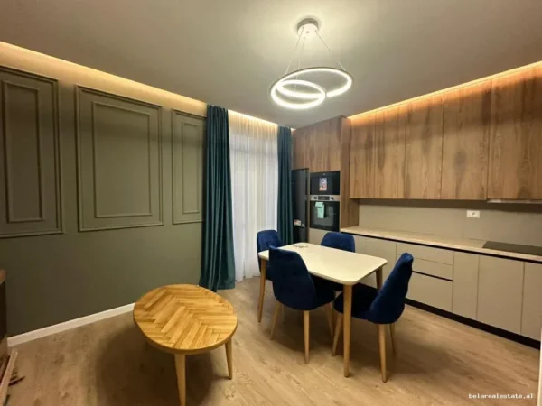 Tirane, shitet apartament 3+1 Kati 2, 102 m² 190.000 € (rruga Luigj Benusi)