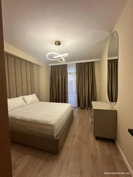 Tirane, shitet apartament 3+1 Kati 2, 102 m² 190.000 € (rruga Luigj Benusi)