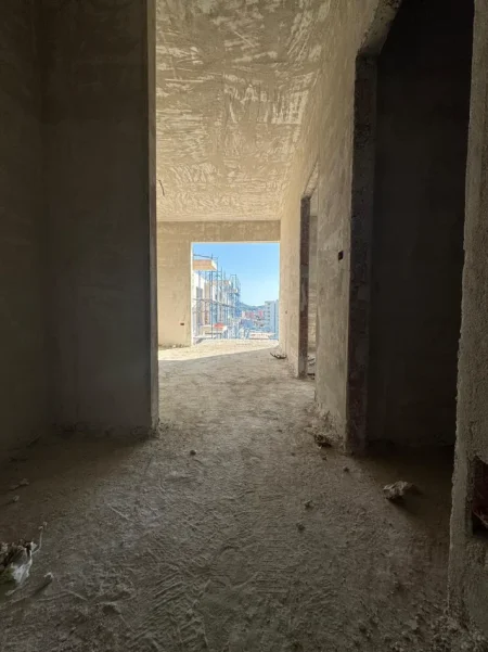 Tirane, shitet apartament 1+1+Aneks+Ballkon Kati 7, 67 m² 103.300 € (Fusha Aviacionit)