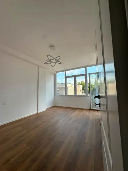 Tirane, shitet apartament 1+1 Kati 3, 58 m² 128.000 € (Rruga Dritan Hoxha)