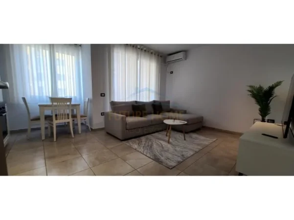 Tirane, shes apartament 1+1 Kati 4, 66 m² 170.000 € (KINOSTUDIO)