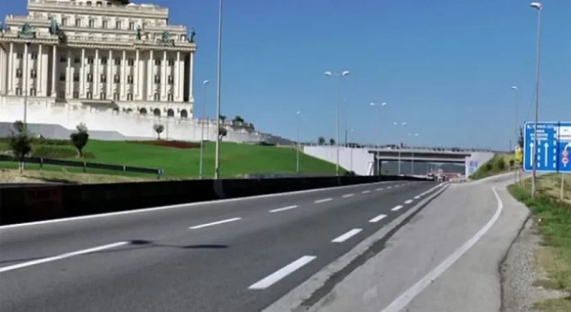 Tirane, shitet toke , 6.600 m² 726.000 € (AUTOSTRADA TIRANE DURRES)
