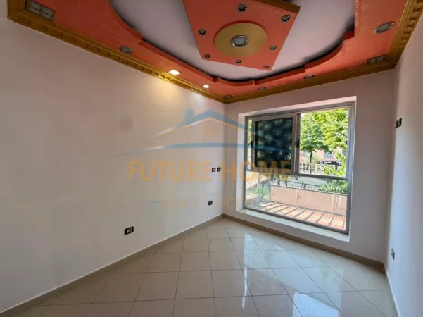 Tirane, shitet apartament 2+1 Kati 1, 70 m² 220.000 € 