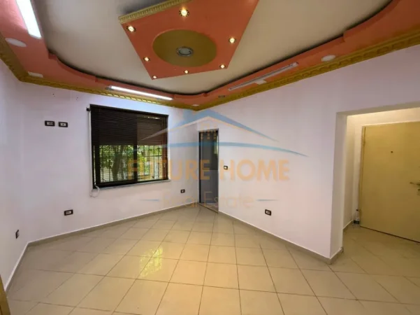Tirane, shitet apartament 2+1 Kati 1, 70 m² 220.000 € 