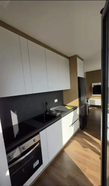 💥Tirane, jepet me qera Apartament 1+1 Kati 7, 60 m²,Mobilim i Ri, Çmimi 55.000 Lekë të Reja, (Pranë Shkollës Bashkuar, tek Rruga Dibrës, Tiranë.)