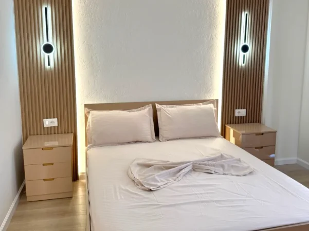 Tirane, jepet me qera apartament 2+1 Kati 5, 88 m² 430 € 