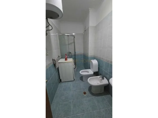 Qera, Apartament 2+1+2, Unaza e Re 0696069906