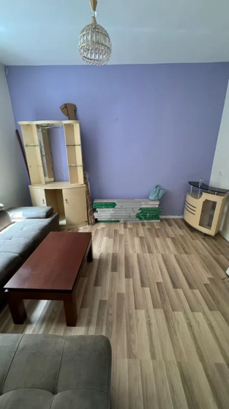 Tirane, jepet me qera apartament 3+1+Ballkon Kati 0, 110 m² 550 € (Pranë Gjimnazit "Besnik Sykja)