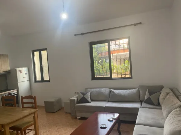 Tirane, jepet me qera apartament 1+1+Ballkon Kati 0, 67 m² 340 € (ne rrugen Don Bosko Tirane)