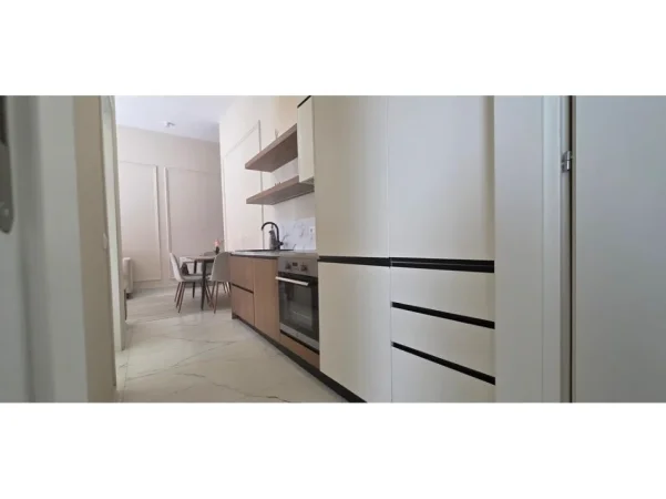 Tirane, jepet me qera apartament 2+1 Kati 12, 80 m² 1.200 € (sheshi skenderbej)