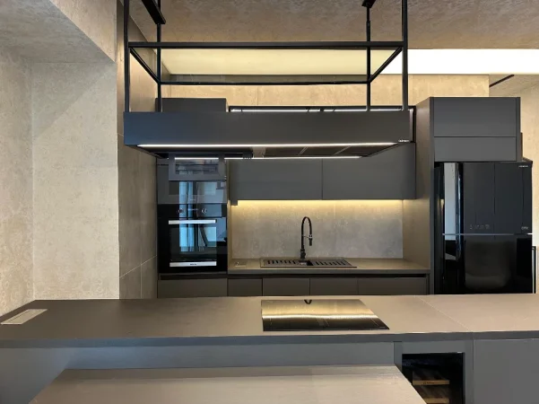 Tirane, jepet me qera apartament 2+1 Kati 8, 140 m² 3.000 € (Stadiumi air albania)
