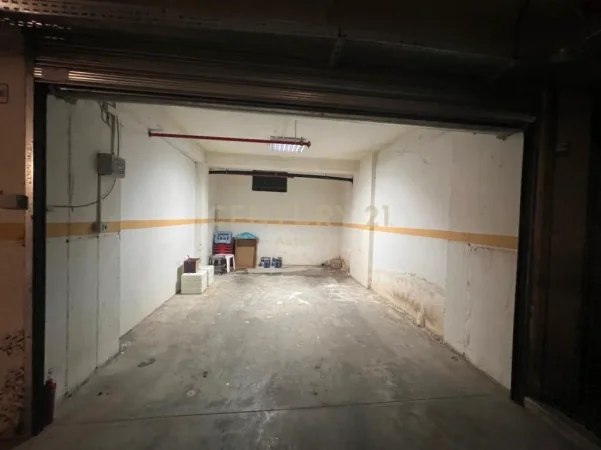 Tirane, jepet me qera apartament 2+1 Kati 5, 110 m² 1.000 € (komuna e parisit 2)