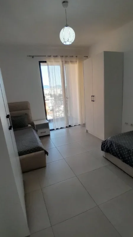 Tirane, jepet me qera apartament 2+1+Aneks+Ballkon Kati 5 + PARKIM, 149 m² 790 € (Te Spitali 5, Kompleksi ASL1)