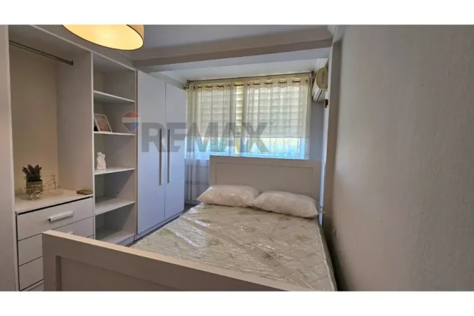 Tirane, jepet me qera apartament 1+1 Kati 4, 60 m² 500 € (Brryli)