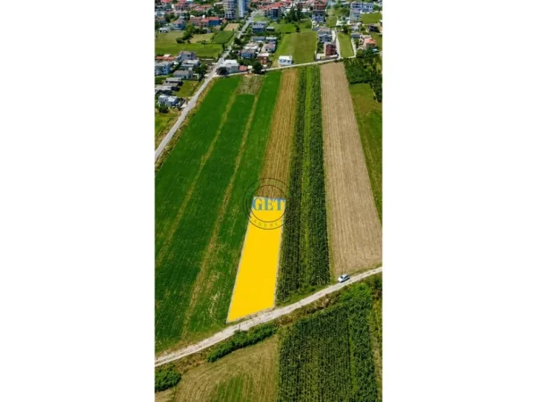 Durres, shitet toke , 350 m² (xhafzotaj)