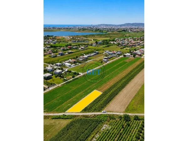 Durres, shitet toke , 350 m² (xhafzotaj)