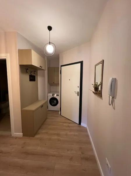 Tirane, jepet me qera apartament 1+1 Kati 2, 63 m² 630 € (Selite)