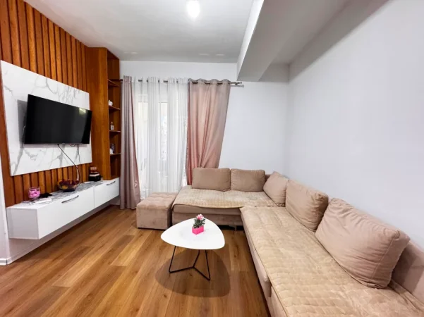Tirane, shitet apartament 2+1 Kati 1, 73 m² 126.000 € (Kompleksi Kaimi)
