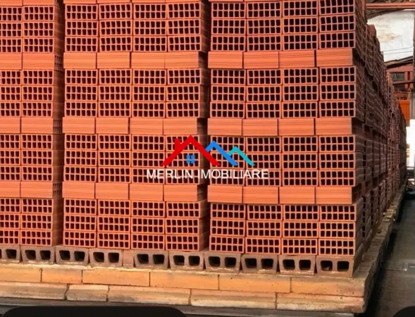 Tirane, shitet ambjent biznesi Kati 0, 49.000 m² (TIRANE)