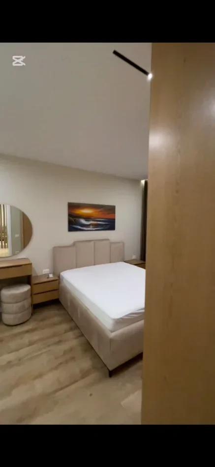 Tirane, jepet me qera apartament 2+1 , 116 m² 1.500 € (LIQENI I THATË)
