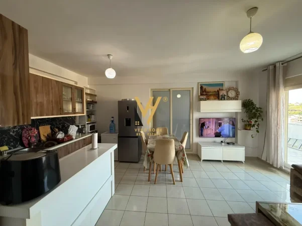 Durres, shitet apartament 3+1 Kati 8, 220 m² 220.000 € (PLEPAT)