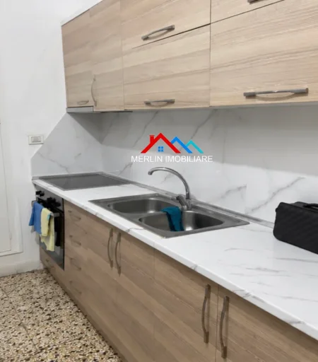 Tirane, jepet me qera apartament 1+1 Kati 2, 55 m² 375 € (RRUGA DRITAN HOXHA)
