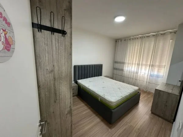 Tirane, shitet apartament 1+1 Kati 10, 74 m² 155000 € (Kompleksi Golden Park 3)