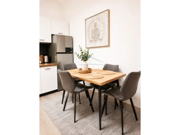 Tirane, jepet me qera apartament 1+1 Kati 6, 700 m² 550 € (Kompleksi Mangalem, Alidemi)
