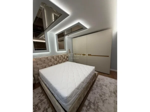 Tirane, shes apartament 2+1 Kati 2, 110 m² 255.000 € (Laprake)