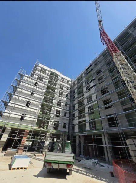 Tirane, shitet apartament 1+1+Aneks+Ballkon Kati 5, 61 m² 75.110 € (Paskuqan)