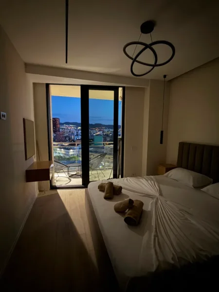 Tirane, jepet me qera apartament 1+1+Ballkon Kati 8, 75 m² 1.100 € (Rruga Mine Peza, Golden Tower)