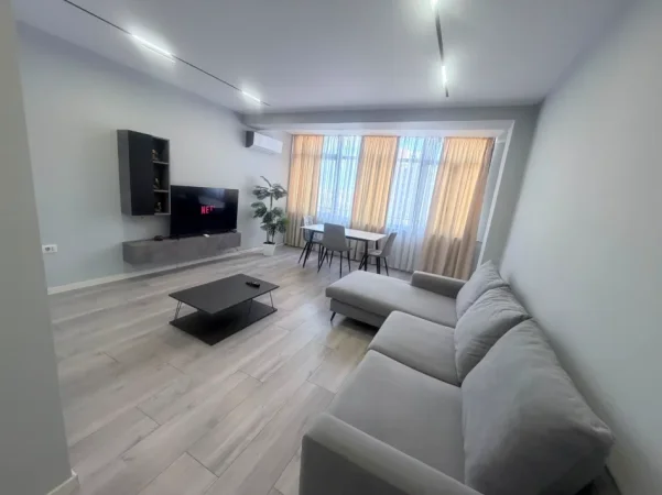 Tirane, shes apartament 2+1 Kati 5, 90 m² 268.000 € (Rruga Frosina Plaku)