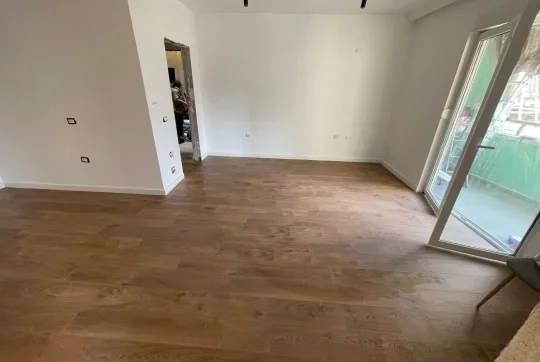 Tirane, jepet me qera apartament 1+1 , 68 m² 1.00 € (AIR ALBANIA)