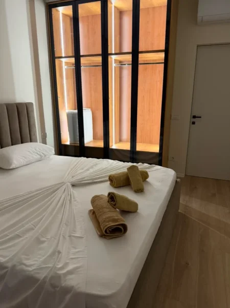 Tirane, jepet me qera 1+1 ,
